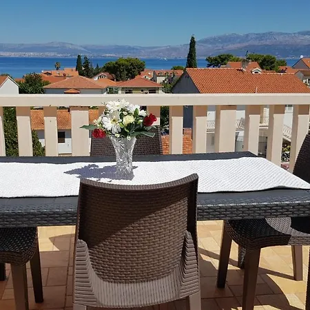 Ruzica Apartmán Mirce